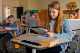 耐溫電線連接起多媒體電子文具與開學(xué)季 耐溫電線連接起多媒體電子文具與開學(xué)季